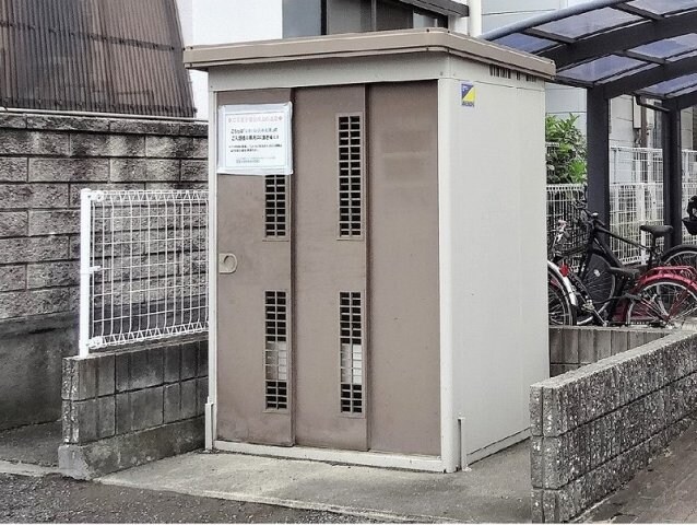 ゴミボックス レオパレス木太南