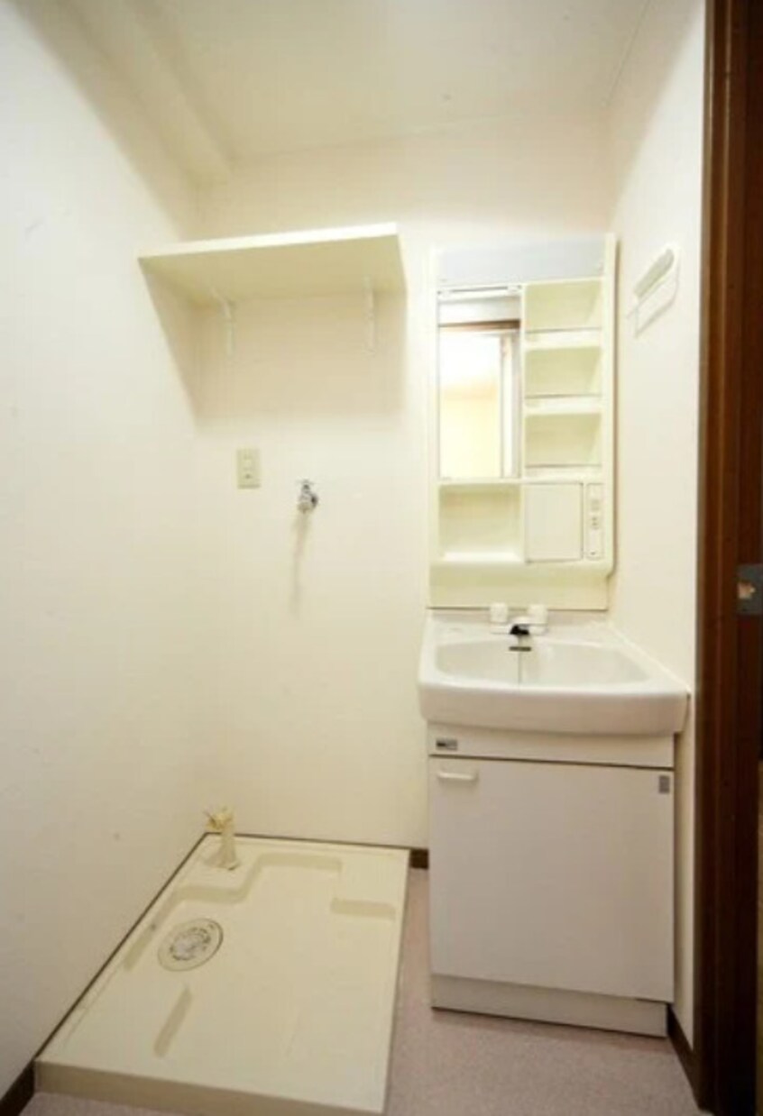  マリン・スクエア