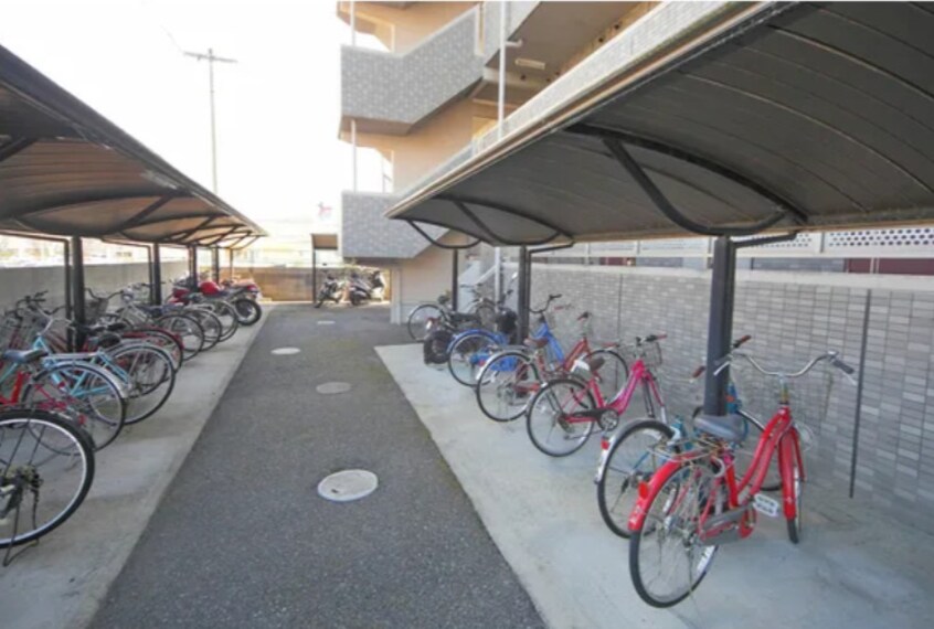  マリン・スクエア