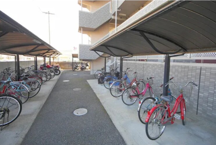  マリン・スクエア