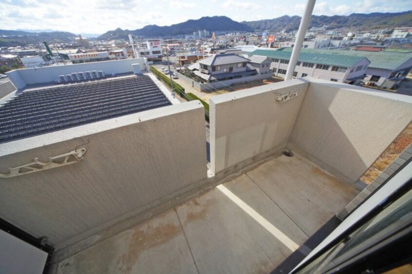  マリン・スクエア