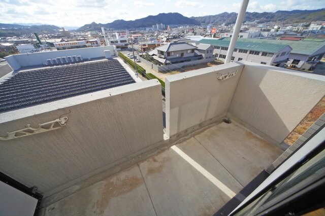  マリン・スクエア