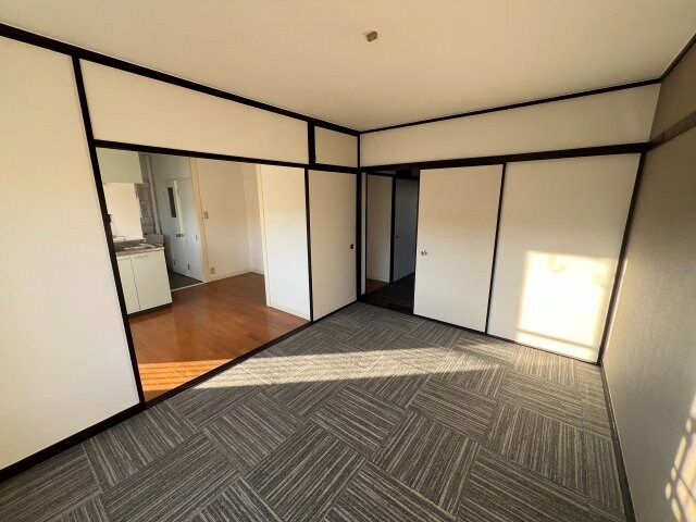  ラ・トゥール高松町　F1