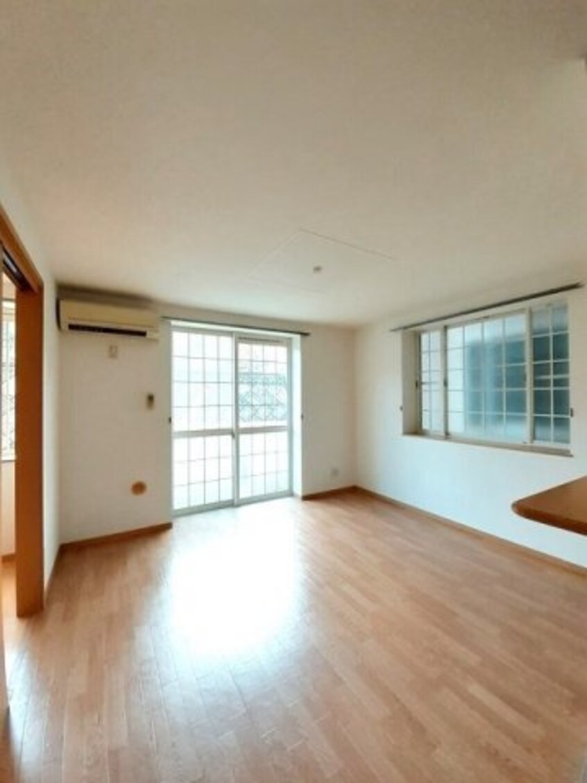  エルピーダＭ　Ｃ棟