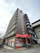 オレンジコート栗林の外観