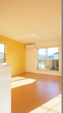  サンピアス三木２