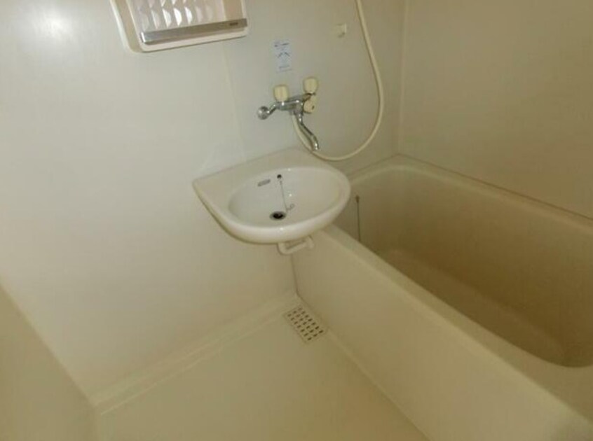  プレジール志度