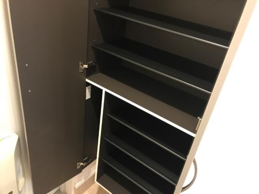 シューズBOX ウエストゲート