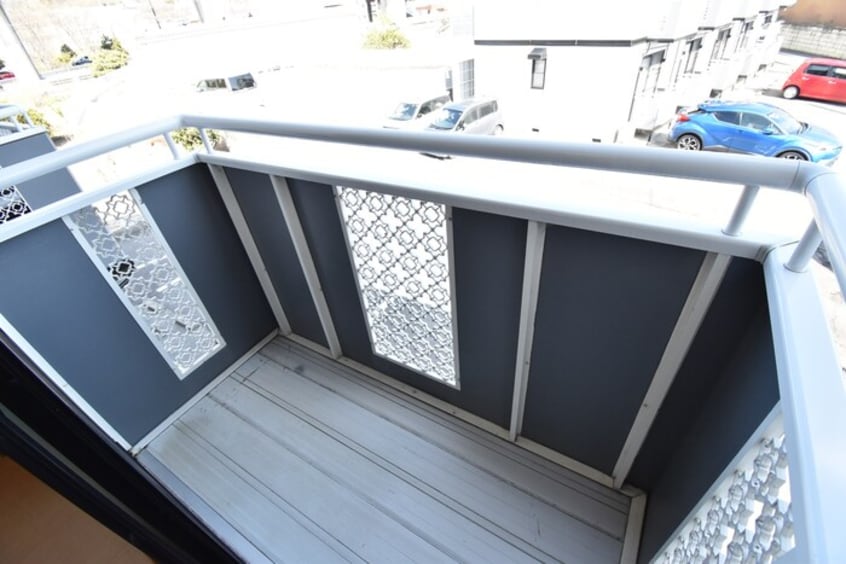  シャトル西春日　A棟