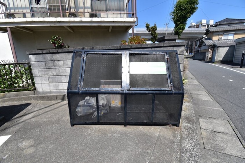  シャトル西春日　A棟