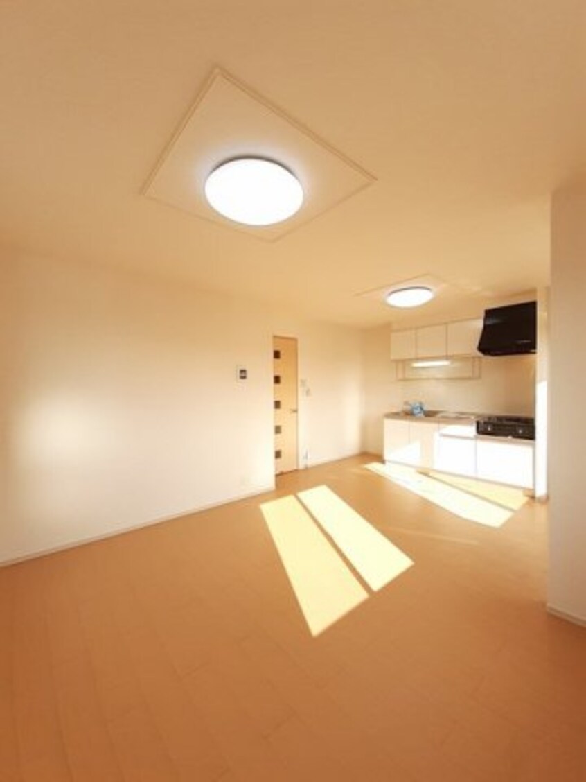  サニーフォレスタＢ