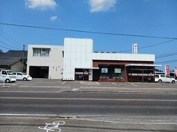 香川銀行円座支店さんまで2000m