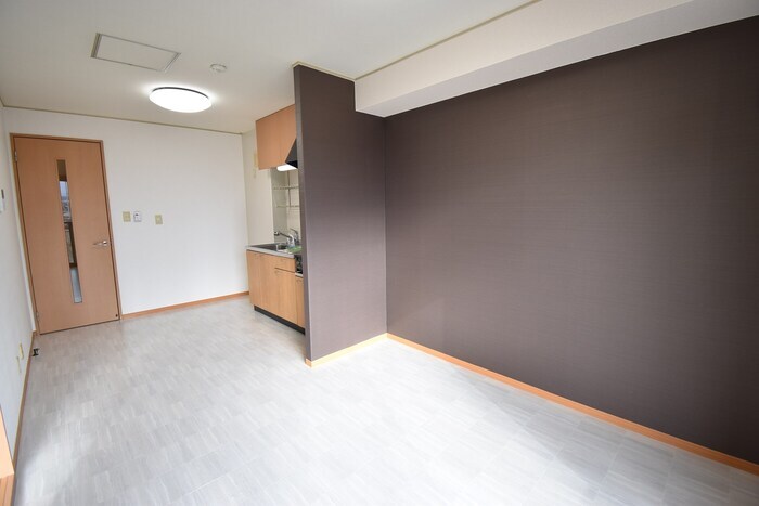  カメリアハイツ　B棟