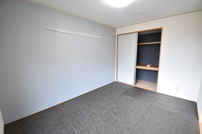  カメリアハイツ　B棟