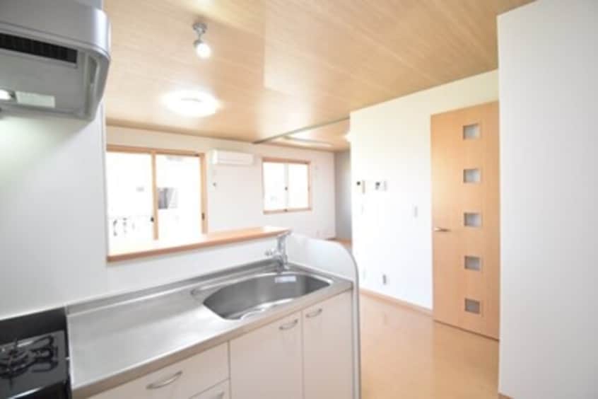  セジュール三条　A棟