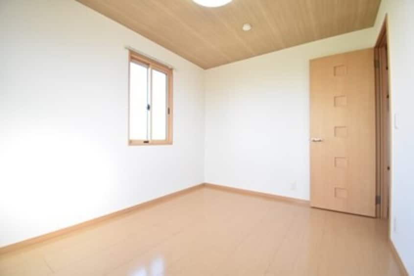  セジュール三条　A棟