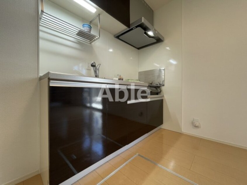  アヴァンサール　仁