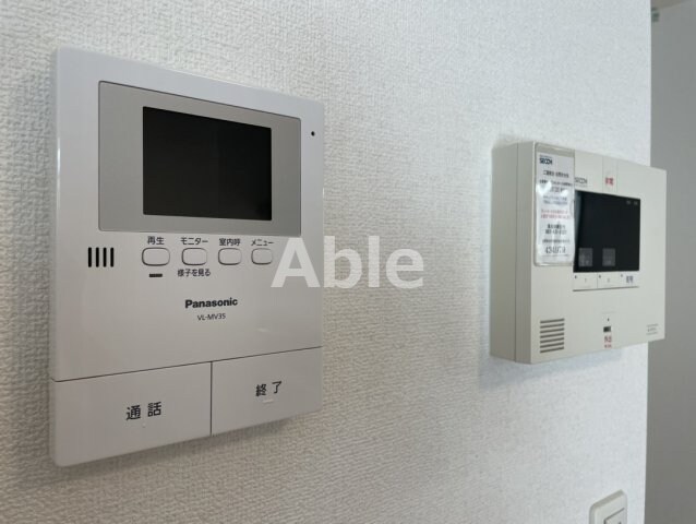  アヴァンサール　仁