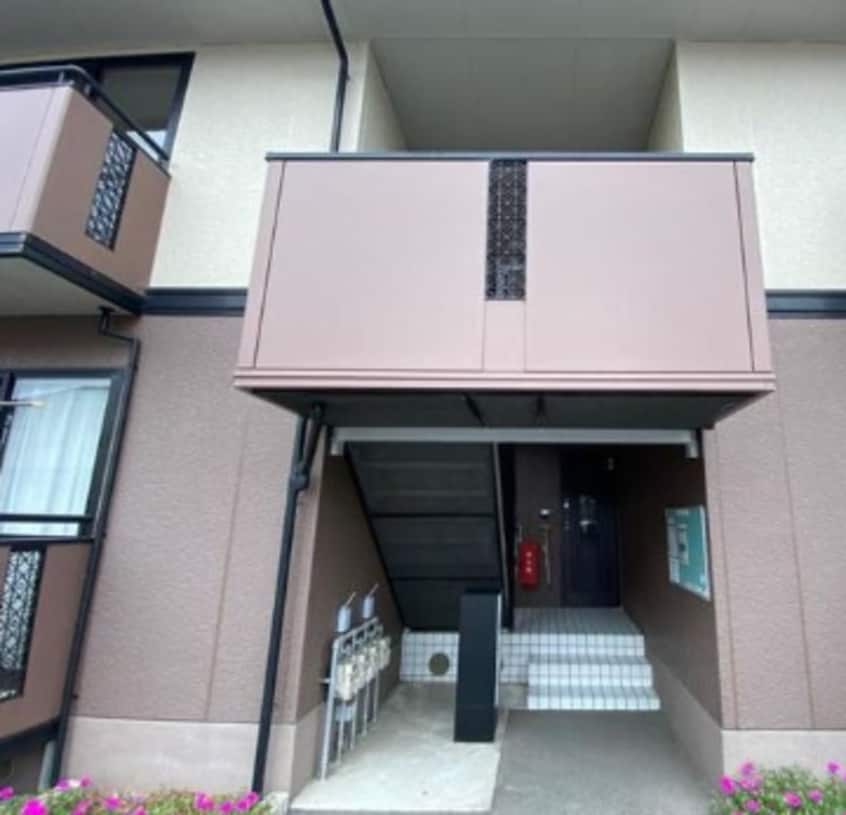  ファミール河野　C棟