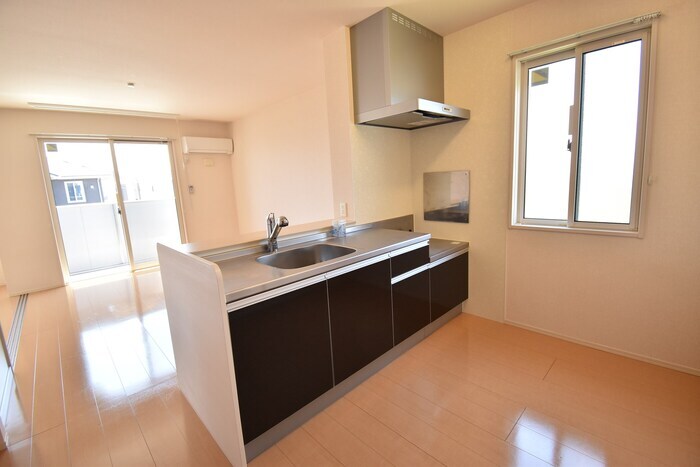  ガーデンクォーツ　B棟