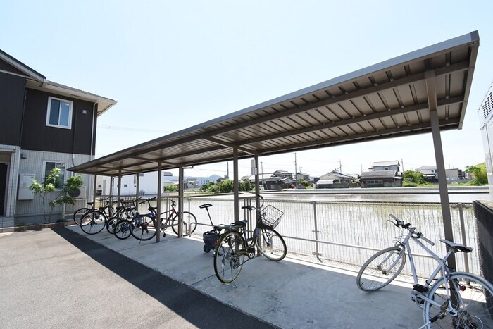  ガーデンクォーツ　B棟