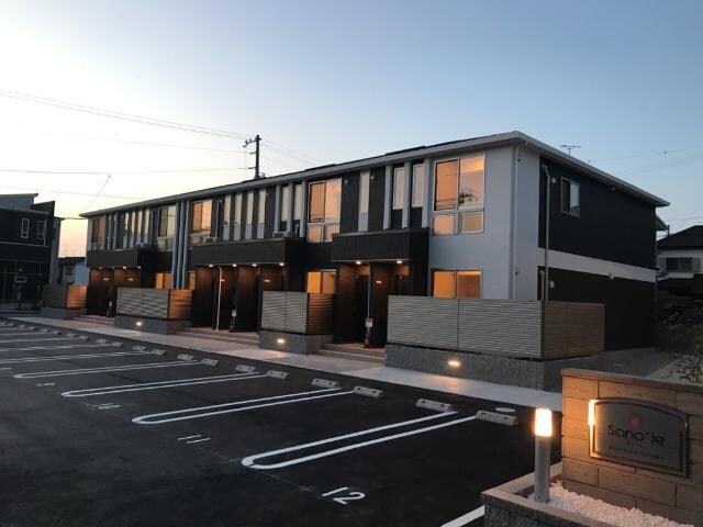 外観写真（夜） サノーレ