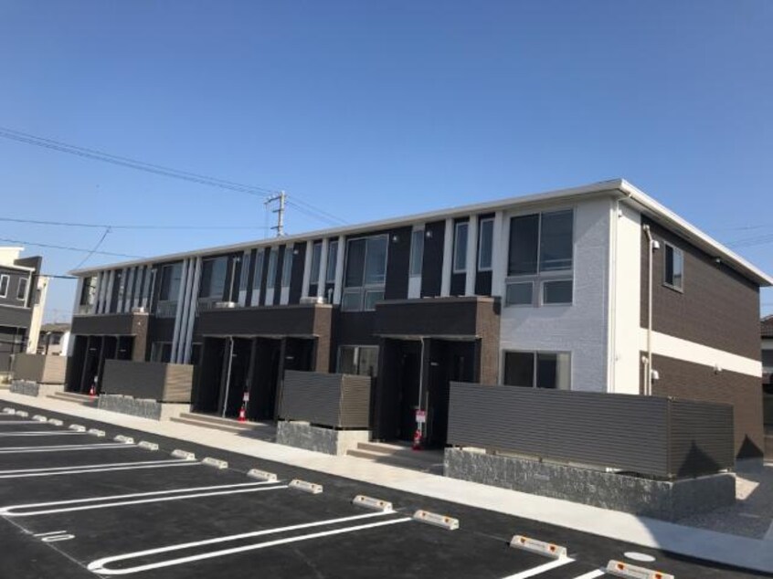 外観写真（昼） サノーレ