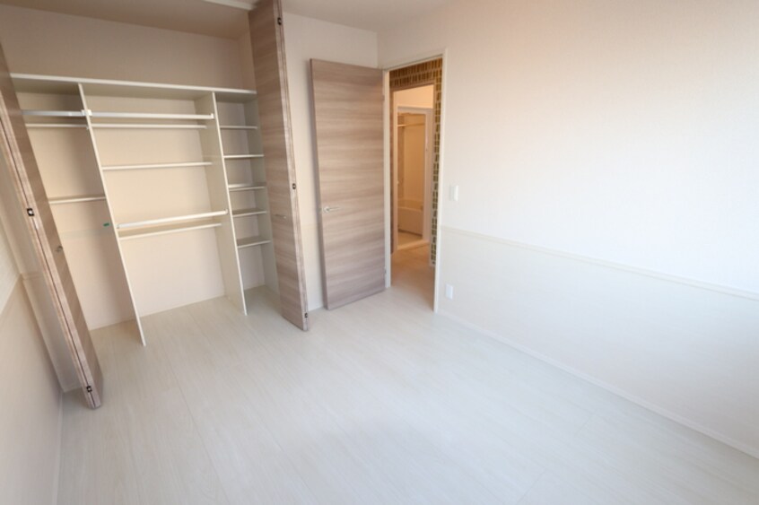  サンロード仏生山　A棟