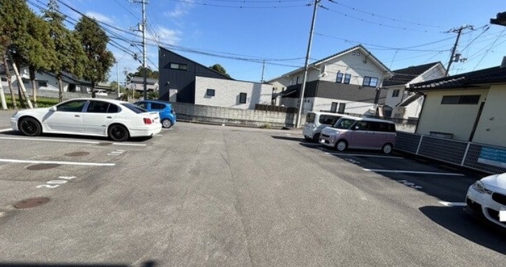  フォブール八幡