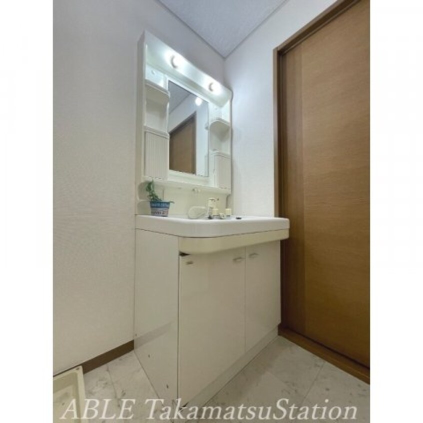  コスモ　ミヤ　Ｂ棟