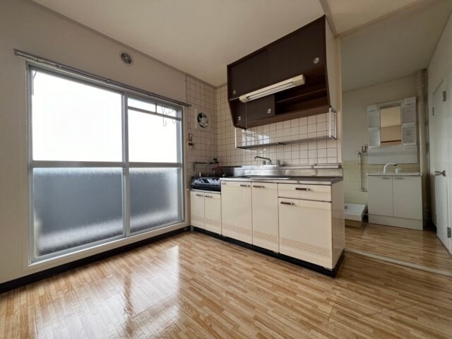  ラ・トゥール高松町　F1