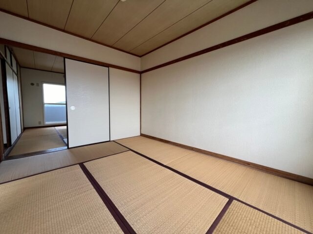  ラ・トゥール高松町　F1