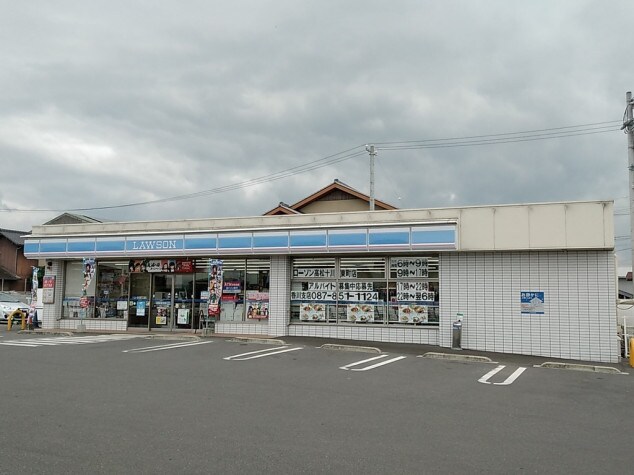 ローソン 高松十川東町店(コンビニ)まで221m パールマリンⅡ
