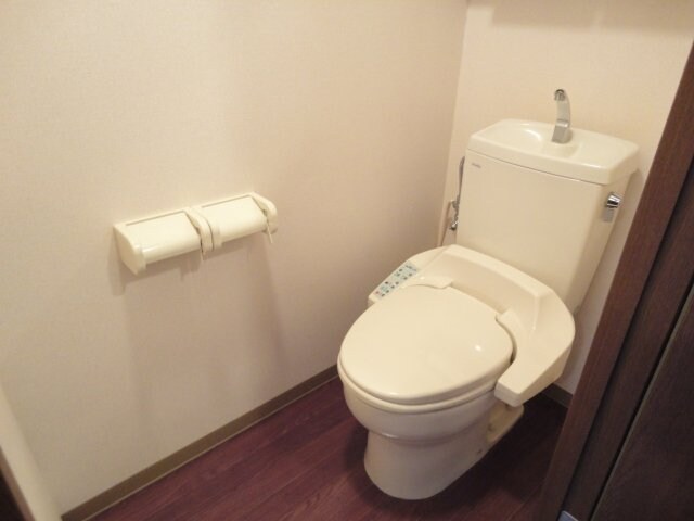 シャワー付トイレ ワンダーハウス　Ｂ