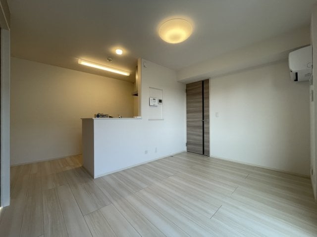  ユニヴェール　E棟