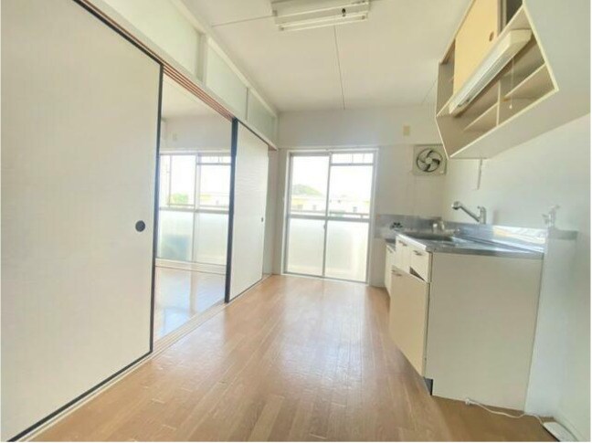  ヴィラナリー長尾　Ⅱ棟