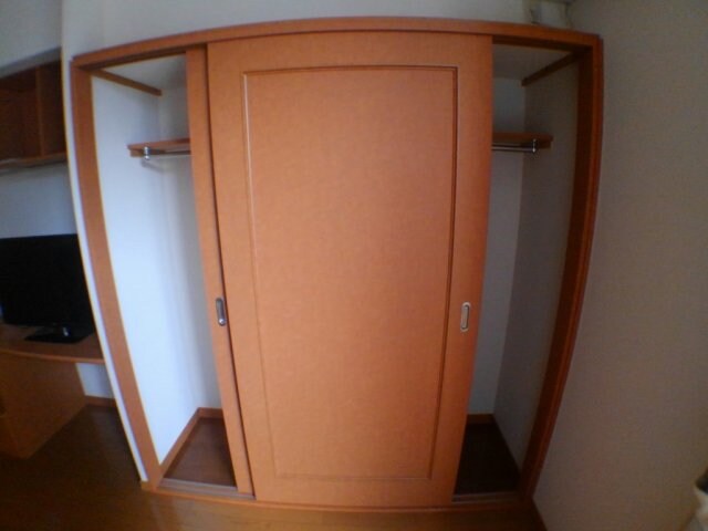  レオパレスニュー屋島
