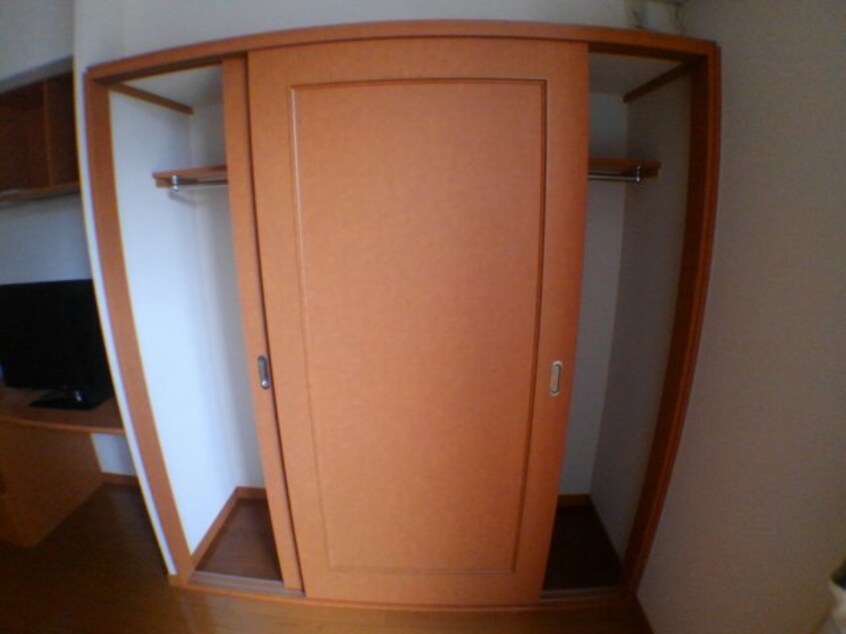  レオパレスニュー屋島