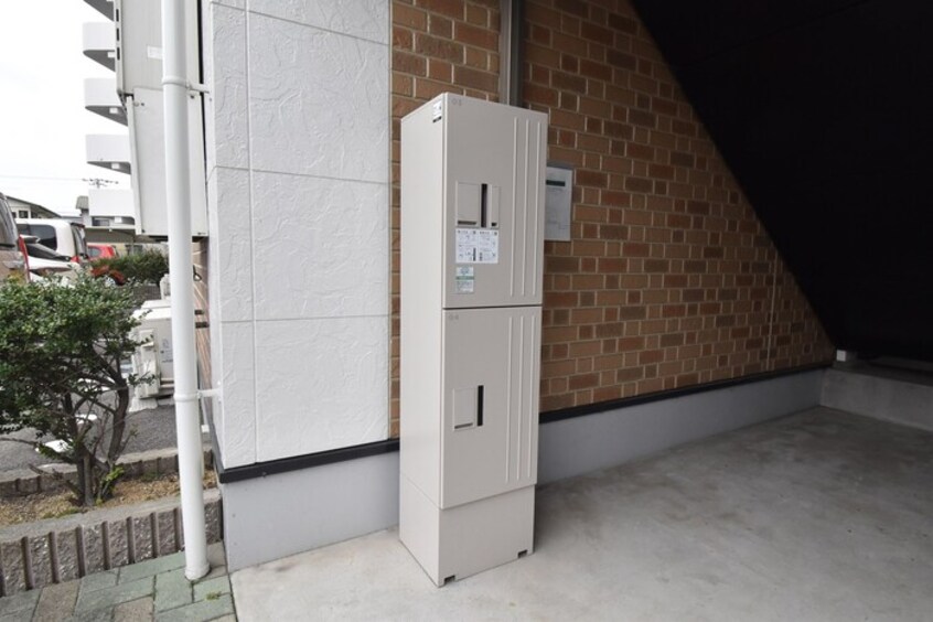  リースランド中府　B