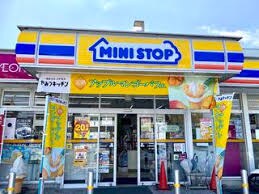 ミニストップ 西宝町店(コンビニ)まで514m グランドマンションⅦ