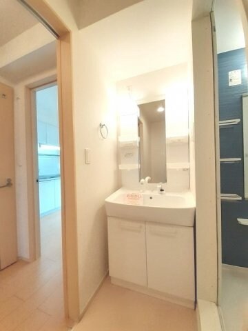 スペースが確保できる洗面所です アメニティーハイツ川島ⅢＡ