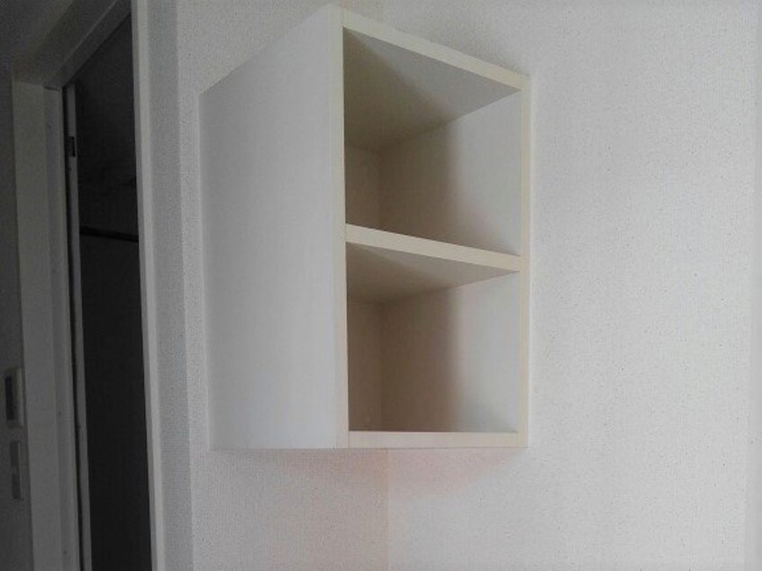  レオパレスニュー屋島