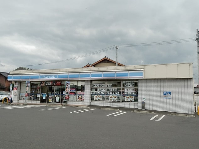 ローソン 高松十川東町店(コンビニ)まで622m リヴァー・ウィルダーネスＢ
