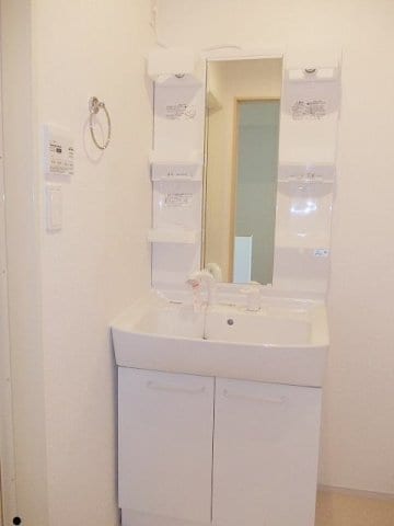 広い洗面スペース モントレゾール