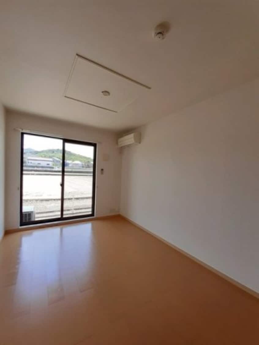  エレガンシア・ブローテⅡ