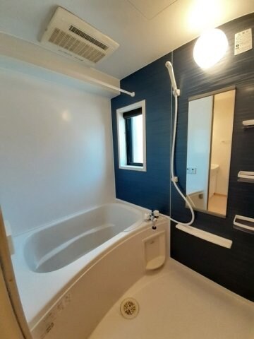  エレガンシア・ブローテⅡ