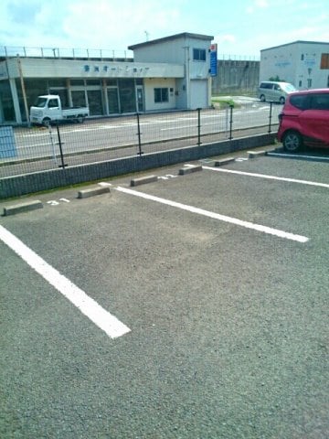  フローラ・フラッツ　Ａ