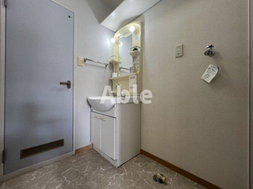  サテライトS　１棟