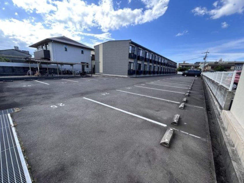  レオパレスグレイス木太