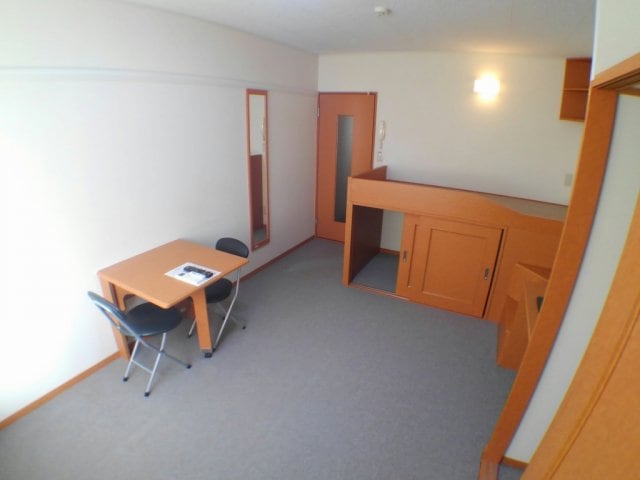  レオパレスアセイタール